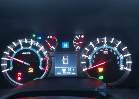 2018 Toyota 4Runner Trd Off Road z USA, uszkodzony, nr VIN JTEBU5JR8J5582159